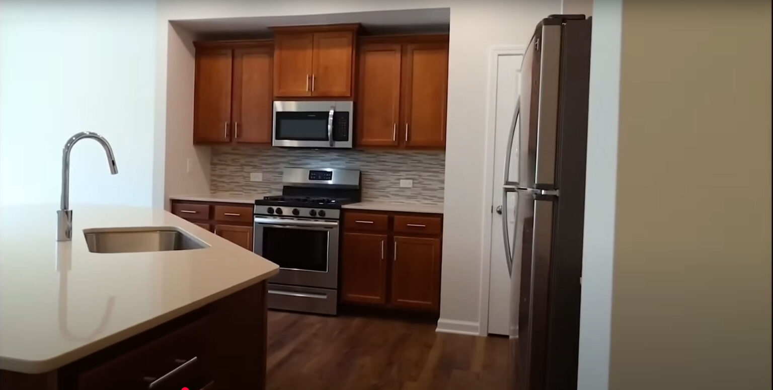 Tailored Wardrobe Design